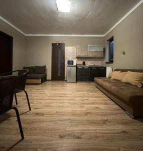 Kuchyň nebo kuchyňský kout v ubytování Apartmány IVETA