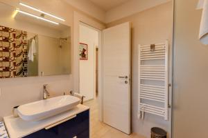 Kúpeľňa v ubytovaní Apartman Polje + 19 fotografií