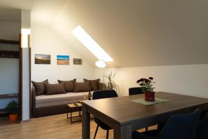 Posedenie v ubytovaní Apartmány Kohoutek a Slepička v Novohradských horách