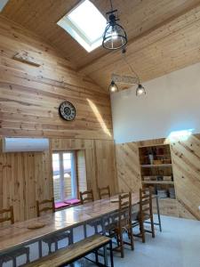 Φωτογραφία από το άλμπουμ του Gite de la Verrière, 12 personnes, 5 chambres σε Portieux