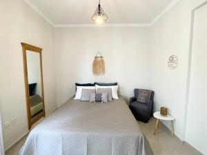 Giường trong phòng chung tại Thali central apartment with parking