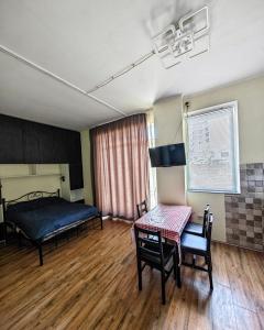 Кровать или кровати в номере Apartment on the sea