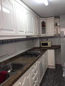 Kuchnia lub aneks kuchenny w obiekcie Casa duplex