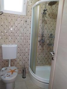 Koupelna v ubytování Apartman Gačić