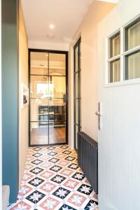 Gallery image of Boutique Townhouse in Westport