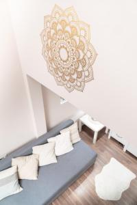 Postel nebo postele na pokoji v ubytování Bakáts Square Premium Apartment with AC + 46 fotografií