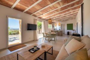 Μια τηλεόραση ή/και κέντρο ψυχαγωγίας στο Finca Es Moli Ariany