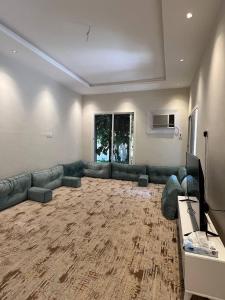 Area tempat duduk di فيلا اورنيلا