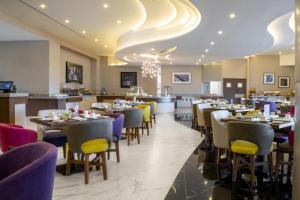 Restaurace v ubytování Sheraton Guadalajara Expo