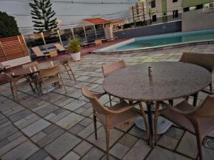 Hồ bơi trong/gần São João Campina Grande