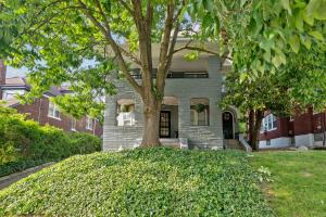 Zahrada ubytování Cincinnati Apartment 1 Mi to Hyde Park Square!