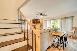 海伦Spacious Rustic Helen Abode about half Mi From Tubing!的相册照片