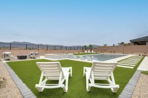 Fotografie z fotogalerie ubytování Mesquite Vacation Home with Spacious Pool v destinaci Mesquite