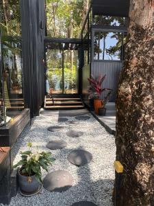 Zahrada ubytování Padel Lodge Koh Chang