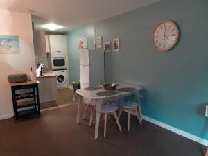 Kuchyň nebo kuchyňský kout v ubytování Appartement AB DU PARC