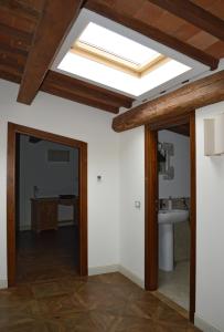 Visconte Apartment tesisinde bir banyo