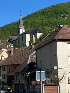 Gambar di galeri bagi Lods Hotel de France di Lods