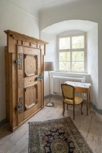 Gallery image of Schloss Schönberg in Wenzenbach