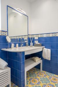 Ένα μπάνιο στο Aria - Suite in Capri