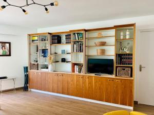 Et tv og/eller underholdning på Un nid au marché à La baule