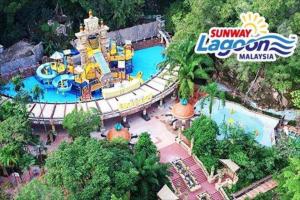 a water park at a theme park with a water slide at DE GLORY HOTEL UsJ 21 in Subang Jaya