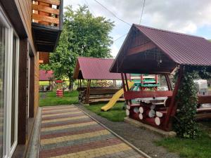 Zahrada ubytování "У Яслигана"