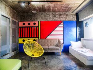 Posezení v ubytování D522 Hostel at Kiener Hills - Near Cebu Airport