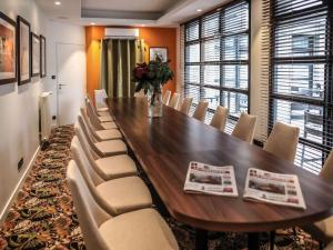 Posezení v ubytování Ibis Styles Clermont-Ferrand République