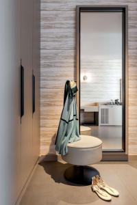 Koupelna v ubytování Hyatt Centric Jumeirah Dubai