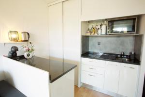 Kuchnia lub aneks kuchenny w obiekcie Capbreton - CERS - Plage - Famille - Wifi