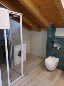 Koupelna v ubytování Casa Bresadola - Pellizzano + 37 fotografií