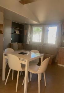 Φωτογραφία από το άλμπουμ του Le Marisol 5 étoiles à Torreilles emplacement O53 3CH 1SDB 8 personnes σε Torreilles