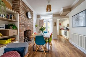 Dapur atau dapur kecil di Buckingham Townhouse +13 gambar