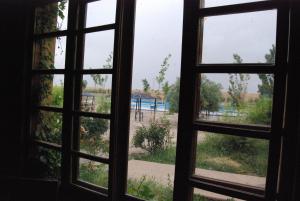 Hotel Taddart外面的花园