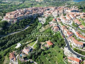 Γενική άποψη της πόλης Capoliveri ή θέα της πόλης από  αυτό το διαμέρισμα +61 φωτογραφίες