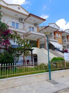 Fotografie z fotogalerie ubytování EVRIDIKI Home 90m from the beach v destinaci Skála Nikíta