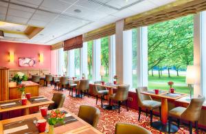 Restoran atau tempat lain untuk makan di Leonardo Hotel Hamburg City Nord