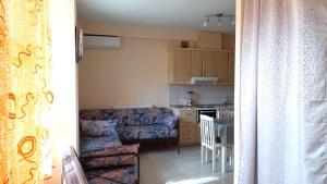 Fotografie z fotogalerie ubytování EVRIDIKI Home 90m from the beach v destinaci Skála Nikíta