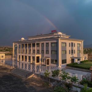 Gallery image of The Girvar Hotel, Barr in Beāwar