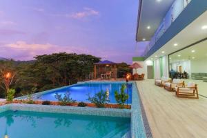 Kolam renang di atau dekat dengan Laura Mountain House