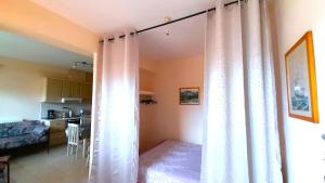 Fotografie z fotogalerie ubytování EVRIDIKI Home 90m from the beach v destinaci Skála Nikíta