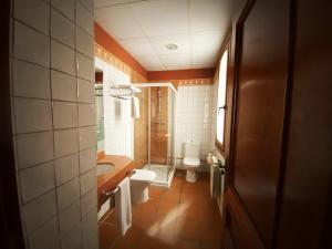 Koupelna v ubytování HOTEL EL RASTRO - Palacio Duque de Tamames - + 37 fotografií