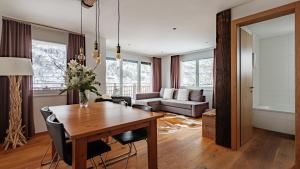 Posezení v ubytování Chalet Luna by Zermatt Premium Apartments