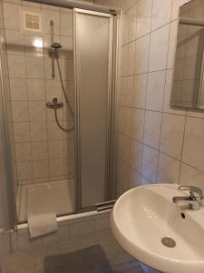 Koupelna v ubytování Steurer Hof