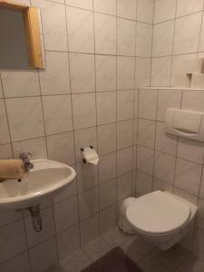 Koupelna v ubytování Steurer Hof