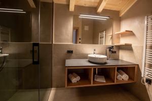 Koupelna v ubytování Filzsteinresort Wohnungen Top 5 + 11 fotografií