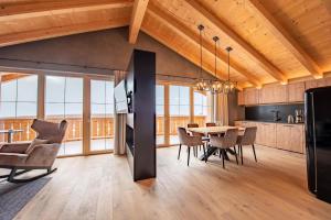 Kuchyň nebo kuchyňský kout v ubytování Filzsteinresort Wohnungen Top 5