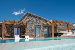 Πισίνα στο ή κοντά στο FYSIOPHYLIA VILLAS