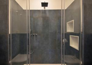 Kúpeľňa v ubytovaní Perla Flexyrent AC WiFi Swim Pool
