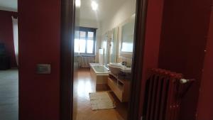 Gallery image of Appartamento romantico - L'ape Rosina in Ceresole d'Alba
